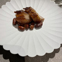 ON the TABLE CHINESE - 