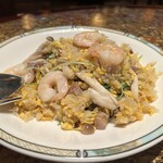 シルクロードガーデン - 海老と叉焼の炒飯