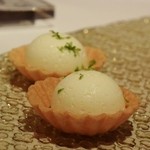 メゾン・ド・タカ芦屋 - レアチーズのムース