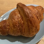 Ｂｒｅａｄ Ｃｒａｆｔ　オオウラ - クロワッサン 190円