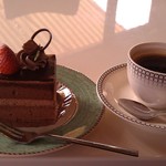 oranger B Cafe - H26/2ザットハルテとブレンドコーヒーのケーキセット