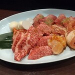 炭火焼肉 久 - 
