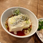永楽食堂 - お通しの湯豆腐