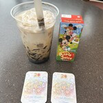 マンマ・ビスコッティーズ・ベーカリー - コーヒータピオカ。混ぜ混ぜします