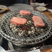 YAKINIKU BON'S - 
