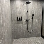 ホテルヴィソン - シャワールーム