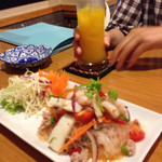 プロォーイ タイ料理 - ヤムウンセン シーフードの春雨サラダ 最高！