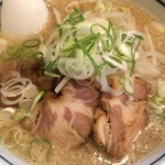 はな火屋 - 夜限定　背脂げんこつラーメン　中盛 700円