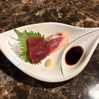 馬刺しと焼き鳥 グルマン三年坂 - 