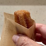 Haruka Murooka - チュロス
      freshly fried churros