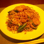 粋圓 - 黒ウーロン茶 氷抜き ＆ ピータン ＆ 特製餃子4個✖️2 ＆ 桜海老の上海やきそば ＆ 国産豚足の上海煮込み ＆ アイスクリーム