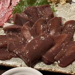 旬路 松田 - 馬刺し レバー