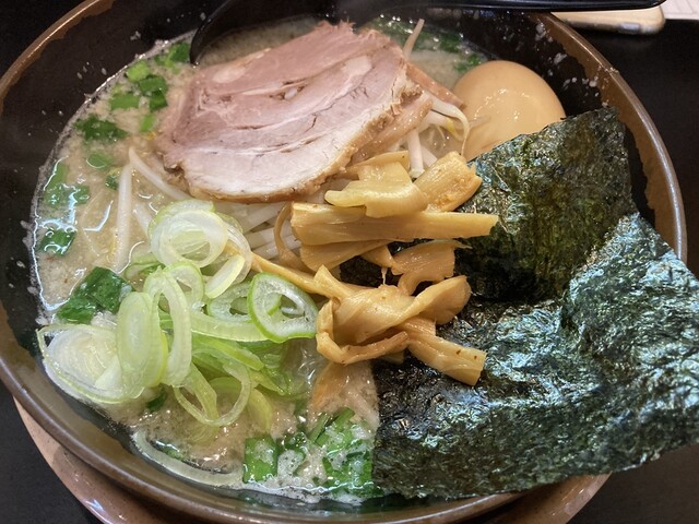 つるおか家 本店 - 羽前大山（ラーメン）の写真