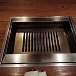 焼肉うしごろ - 網の鉄板です。