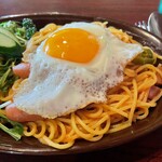 太陽ノ塔 - たくさん入るソーセージおいしー
