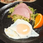 さかや - 目玉焼き♪