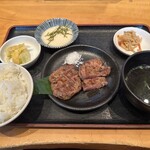 牛たん 伊地知 - 