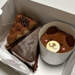 シャトレーゼ - 料理写真:真ん中が今回の口コミのチョコケーキ