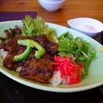 Nangoku Shokudou Chimudondon - なんこつそーき丼