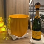 THE LOUNGE - これがフリーフロー(言葉カッコ良いけど、飲み放題ね)