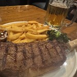 Lone Star Steakhouse & Saloon - 