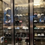 肉寿司 肉和食 KINTAN - ワインがズラリ