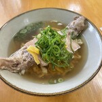 沖縄そば まるかみ - まるかみそば/ちぢれ900円