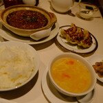 294735699 - ご飯全景