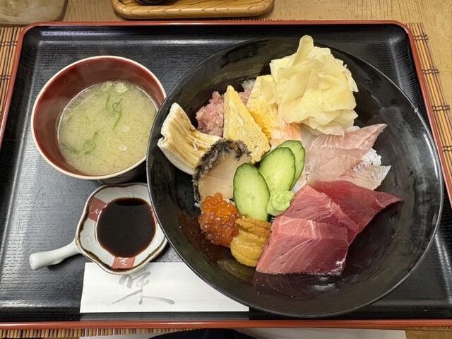 Hachioji Sogo Oroshiuri Center Ichiba Zushi Taka photo 3