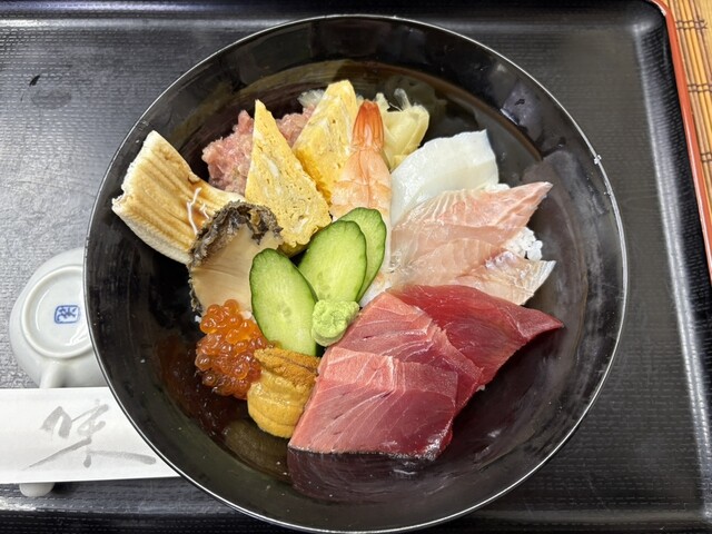 Hachioji Sogo Oroshiuri Center Ichiba Zushi Taka