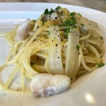 リトルネスト - 白身魚とウドのペペロンチーノ