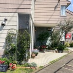 リトルネスト - お店入口