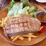 東京ブッチャーズ with OKACHI Beer Lab - ランチ　ローストポーク1,000円