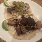 ロティー チキン アンド ジャッキー タコス - 