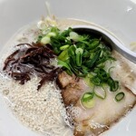 九州ラーメン 一心亭 - 豚骨ラーメン(Aちゃん)