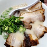 九州ラーメン 一心亭 - チャーシュー麺(Bくん)
