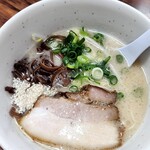 九州ラーメン 一心亭 - ミニラーメン(私)
