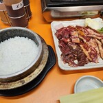 肉のサトウ商店 - 料理写真:三大名物定食