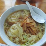 ふじの家 - 料理写真:ワンタンメン