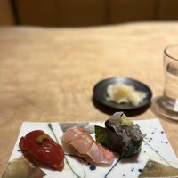 鮨 四 - 