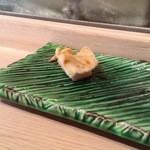 大塚高勢 - 石陰貝