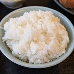 新興軒 - ごはんは少なめで♪