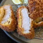 新興軒 - 肉厚もあります♪