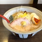 麺屋大河 -  味玉味噌らーめん♥️（横から）