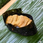亀庄寿司 - 萩産紫ウニ