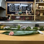 亀庄寿司 - 店内