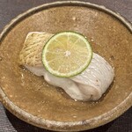 鮨菜 和喜智 - のど黒　蒸し寿司