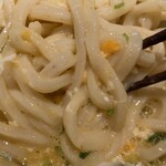 茶ぶ釜 - 腰はあるけど柔らかめでモチモチっとして喉越し快感です