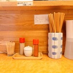 らぁめん 一福 - 卓上常備。