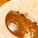 らぁめん 一福 - 絶品チャーシューがゴロゴロ入った"ミニカレー"。